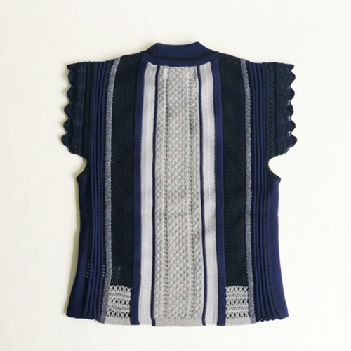 KnitStripeTops04.jpg 