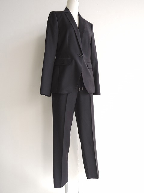 TOMORROWLAND【トゥモローランド】正規取り扱い店、通販可能 ON LINE