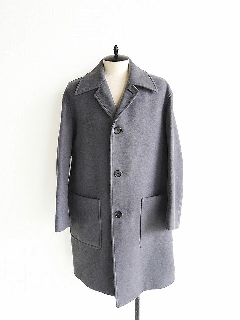 オーラリー LIGHT MELTON 通わす DOUBLE-BREASTED COAT オーラリー LIGHT MELTON 通わす DOUBLE-BREASTED COAT