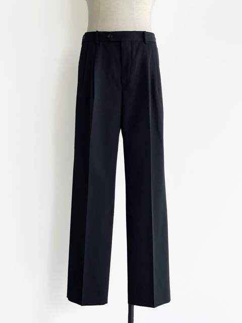 AURALEE【オーラリー】正規取り扱い店、通販可能 ON LINE SHOP - CLARK -