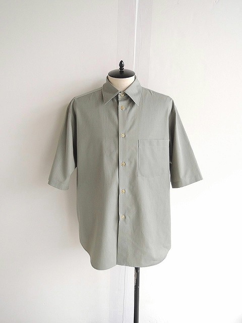 オーラリー WASHED FINX HERRINGBONE 半袖 カーキ rh6 オーラリー WASHED FINX HERRINGBONE 半袖 カーキ rh6 - メルカリ