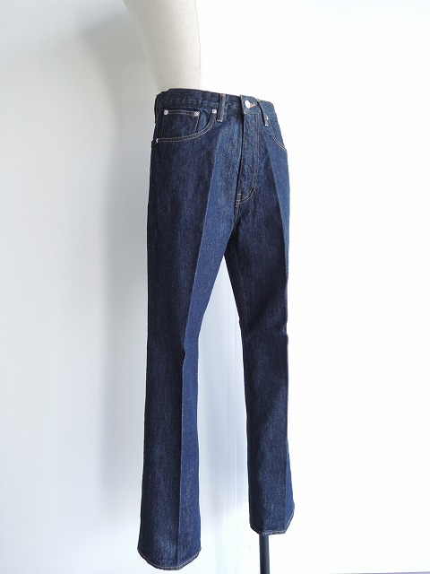 AURALEE【オーラリー】正規取り扱い店、通販可能 ON LINE SHOP - CLARK -
