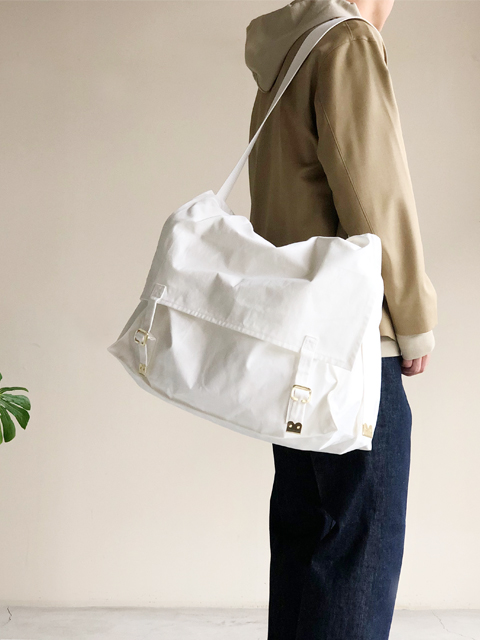 オーラリー　BIG SHOULDER BAG MADE BY CHACOLI