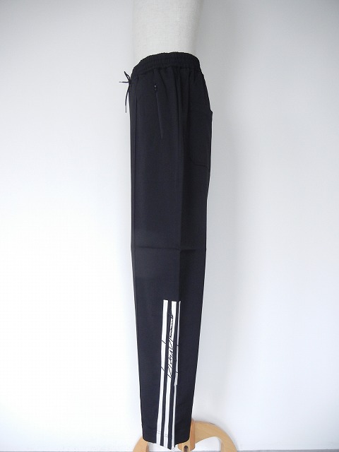 Y-3【ワイスリー】正規取り扱い店、通販可能 ON LINE SHOP - GEEK -