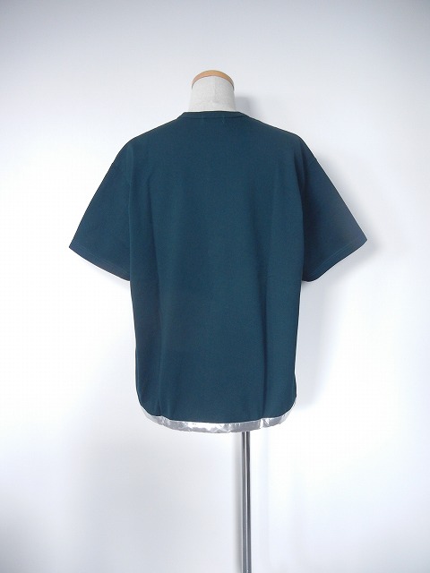 帯、ポスター付 Clairo Charm 新品 送料込 カラー・バイナル 帯、ポスター付 Clairo Charm 新品 送料込 カラー・バイナル 帯