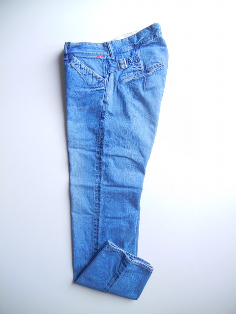 yANACHRONORMz -AiNm[- DENIM TAPERED SLIM TROUSERS